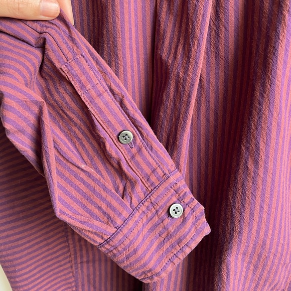 Madewell Poplin Side-Panel Dolman Button-Up Shirt in Stripe in Smoldering Plum - Picture 9 of 11